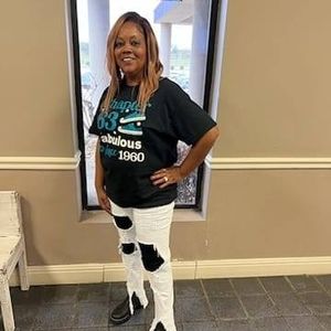 Meet your Posher, Evelyn